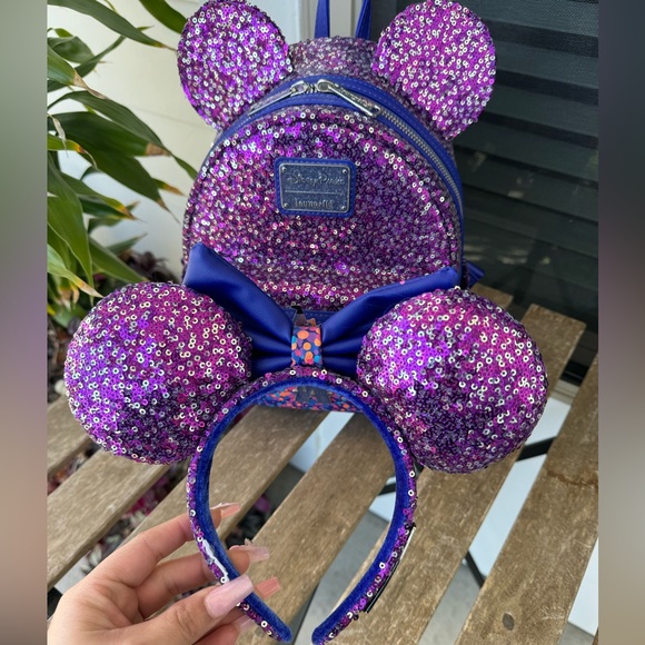 Disneyland Paris 30th Anniversary Limited Edition Loungefly - Picture 7 of 7